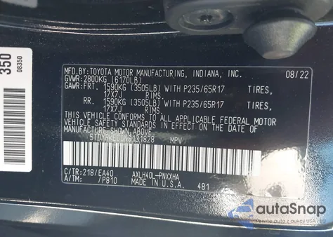2022 Toyota Sienna Xle z USA, uszkodzony, nr VIN 5TDYRKEC0NS131828